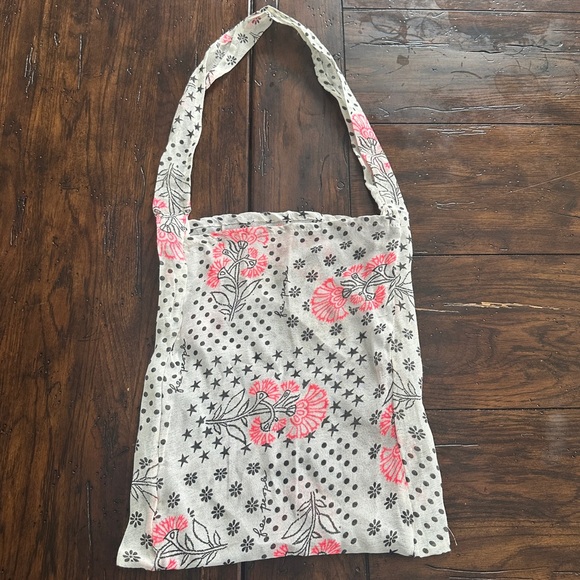 Free People Handbags - Free People Gauzy Floral Cotton Market Tote Bag Pink Black